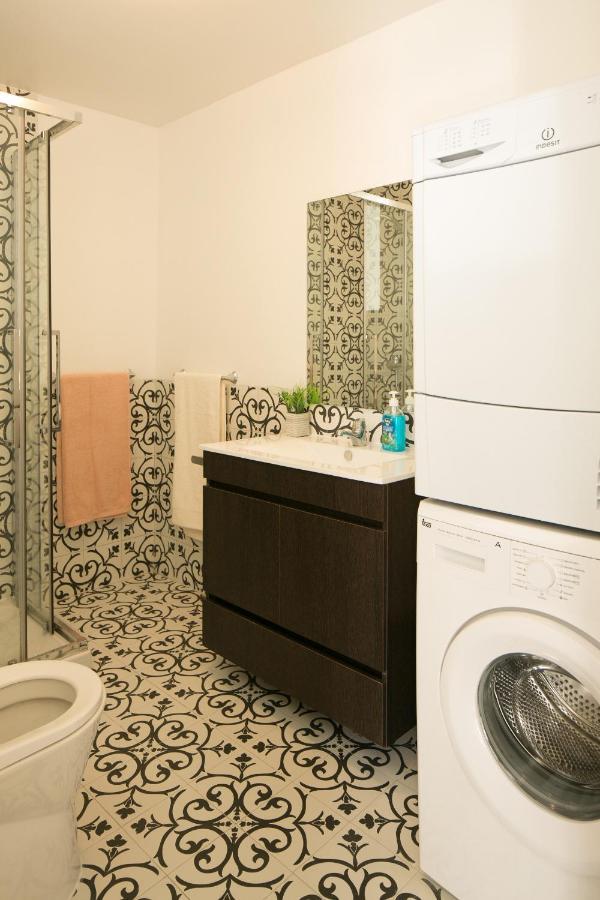 Apartamento Com Varanda No Centro De Lisboa, Ttl269 ภายนอก รูปภาพ